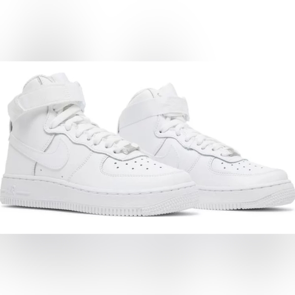 NIKE Air Force 1/High LE GS 'Triple White'/BRAND NEW IN ORIGINAL BOX - Picture 1 of 13